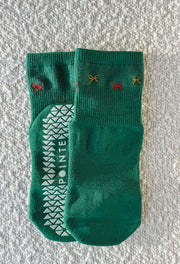 Green Embroidered Bow Crew Grip Socks