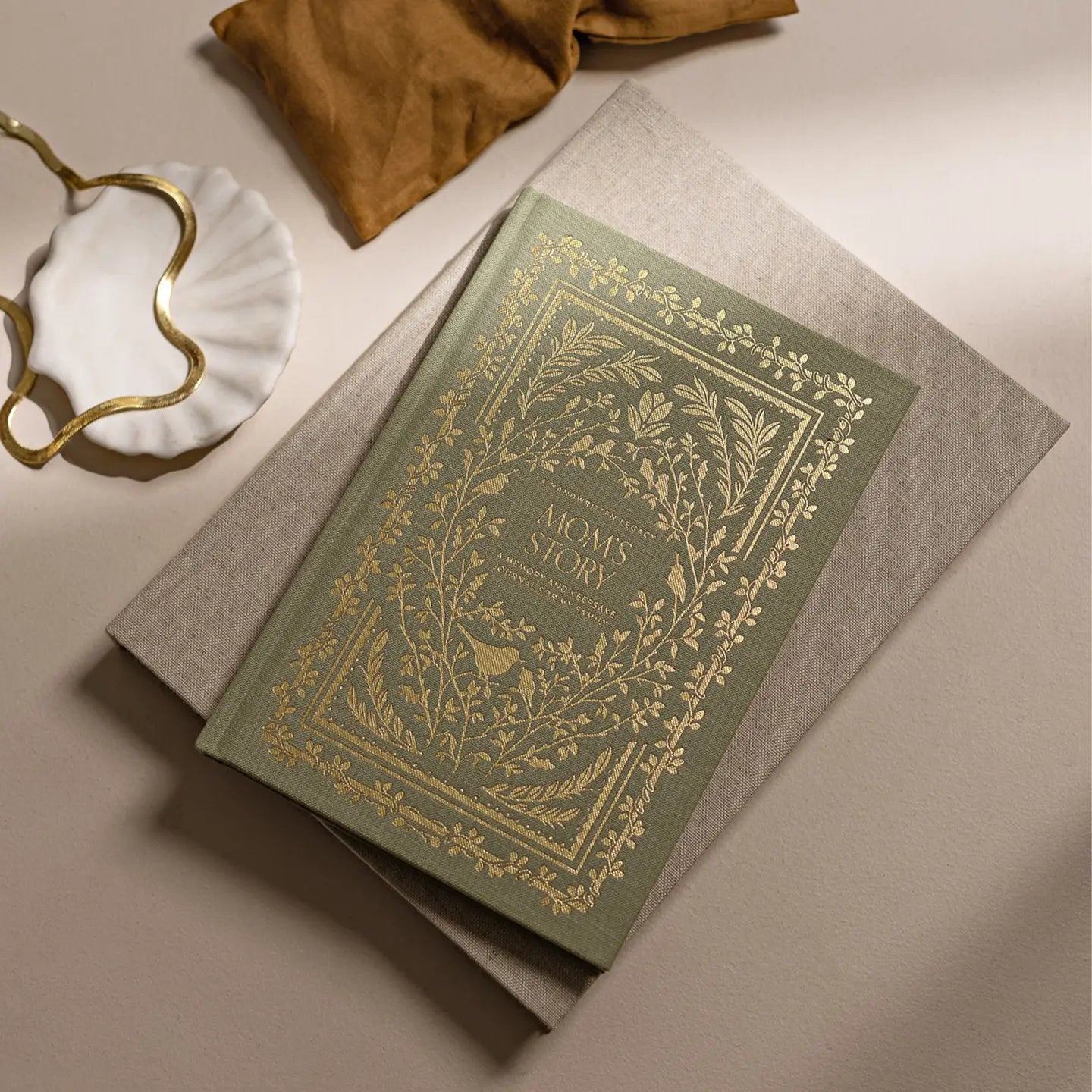 Mom's Story: A Memory and Keepsake Journal - Joyful Collective