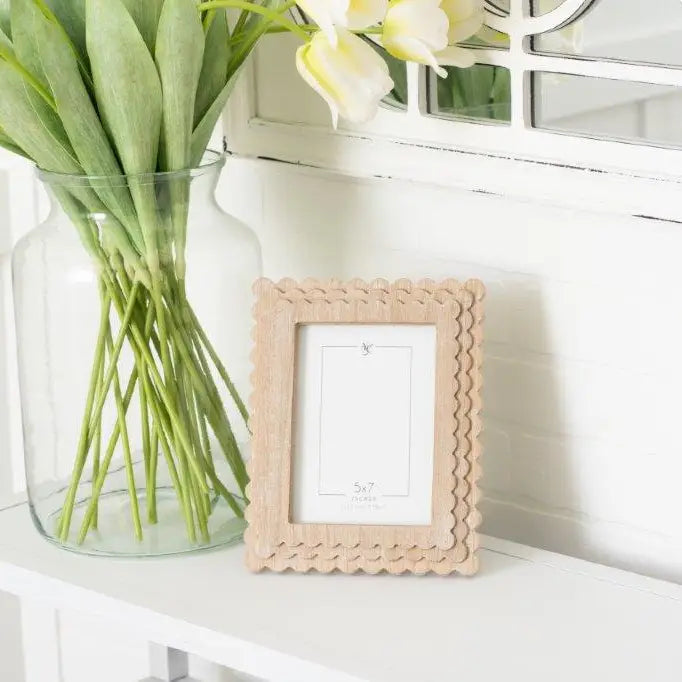 Scallop Wood Photo Frame - Joyful Collective